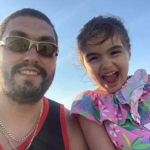 Meet your Posher, Ray